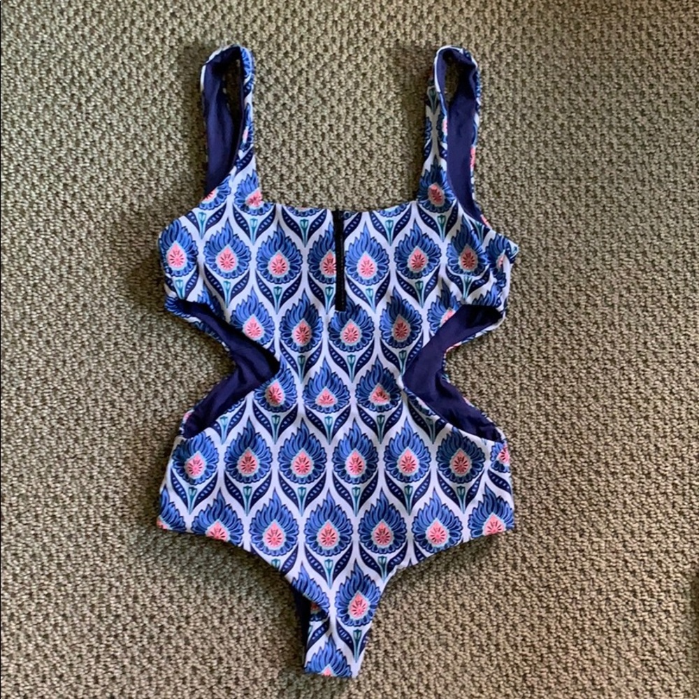 New without tags TAVIK one piece